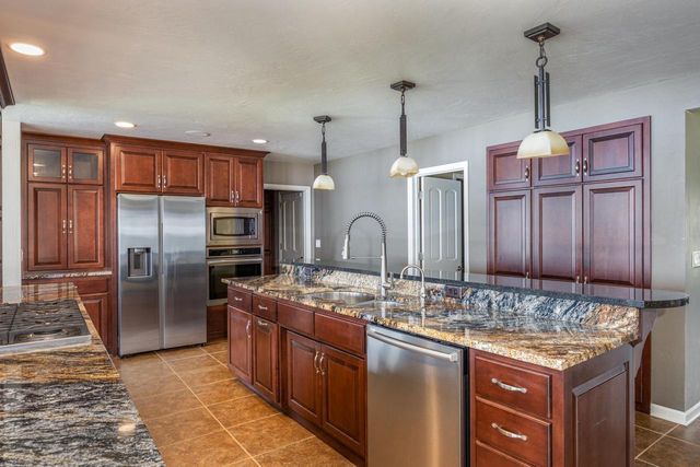 4594 BELLHAVEN LANE, Oshkosh, WI 54904