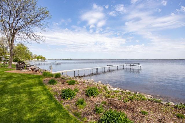 4594 BELLHAVEN LANE, Oshkosh, WI 54904