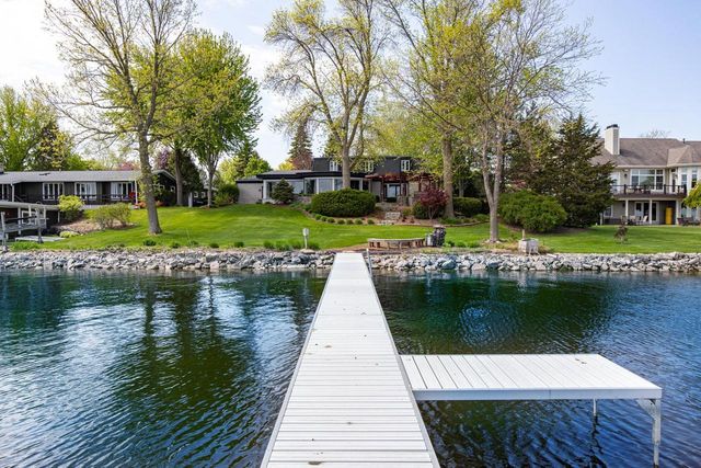 4594 BELLHAVEN LANE, Oshkosh, WI 54904