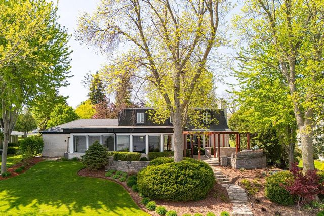4594 BELLHAVEN LANE, Oshkosh, WI 54904