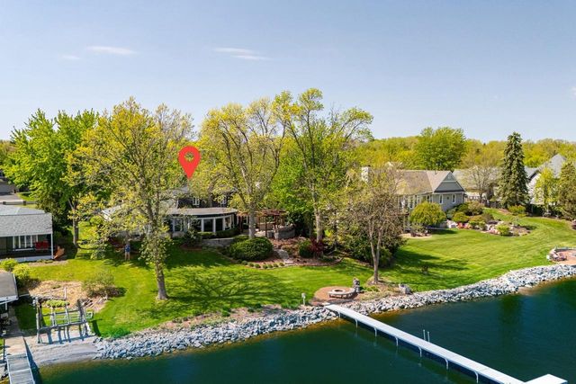 4594 BELLHAVEN LANE, Oshkosh, WI 54904