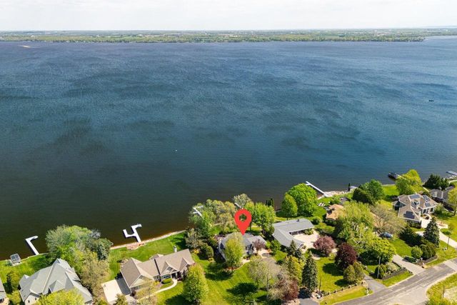 4594 BELLHAVEN LANE, Oshkosh, WI 54904