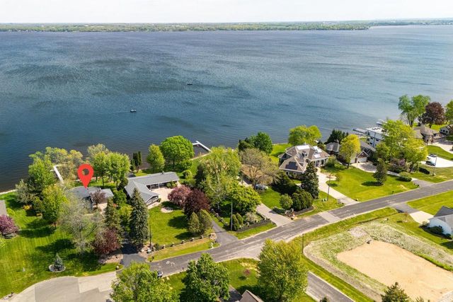 4594 BELLHAVEN LANE, Oshkosh, WI 54904