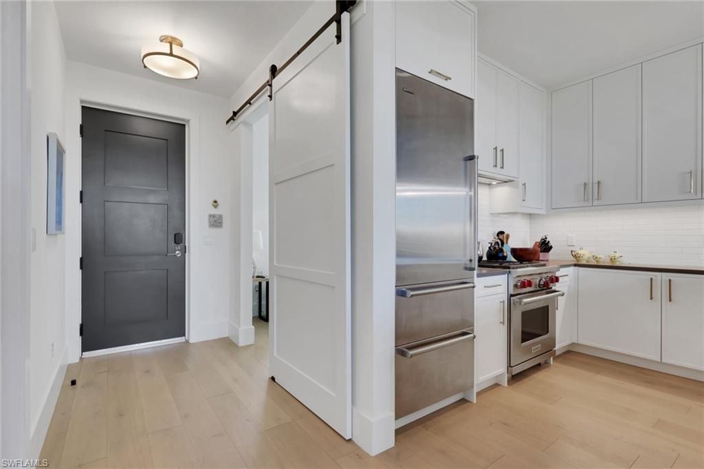 850 Central 303, NAPLES, FL 34102 — photo 2
