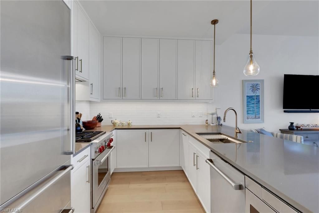 850 Central 303, NAPLES, FL 34102 — photo 5