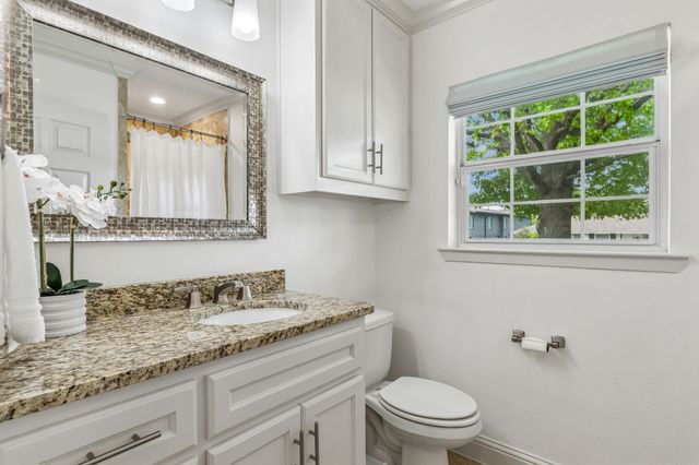 9962 Elmada Lane, Dallas, TX 75220