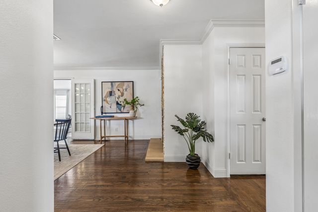 9962 Elmada Lane, Dallas, TX 75220