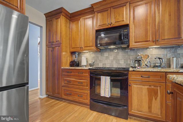 402 FAIR HILL CT, Annapolis, MD 21403