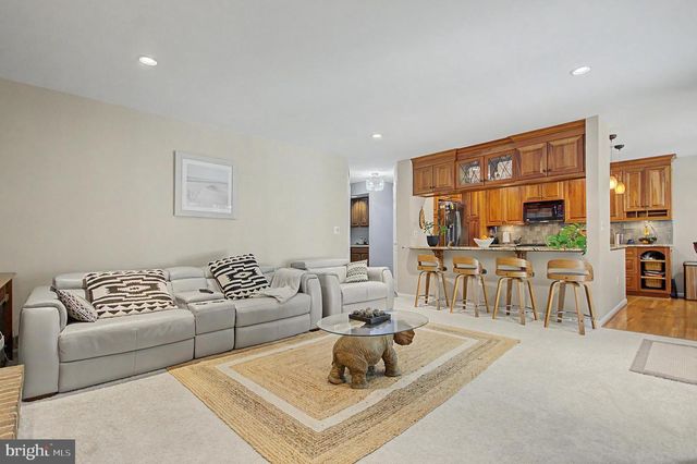 402 FAIR HILL CT, Annapolis, MD 21403