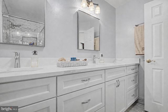 402 FAIR HILL CT, Annapolis, MD 21403