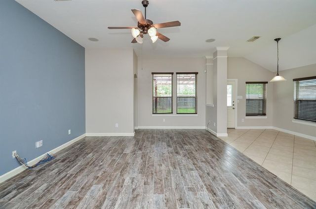 4006 Autumn Pines Trail, Houston, TX 77084