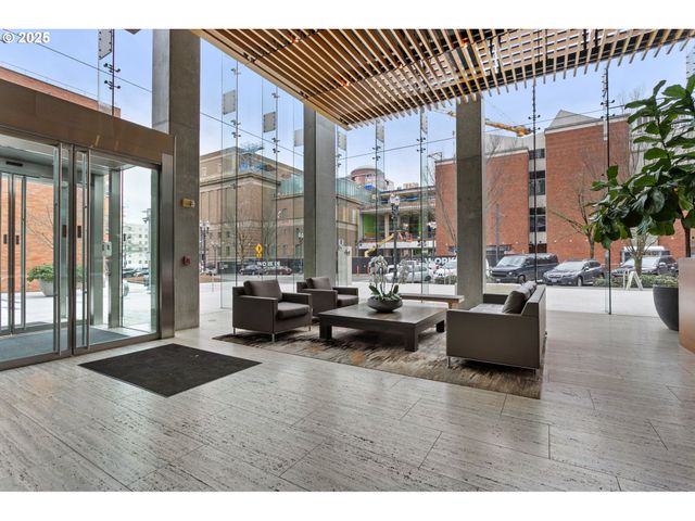 1221 Sw 10TH Ave 1412, Portland, OR 97205