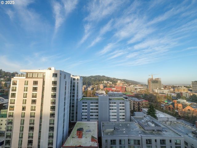 1221 Sw 10TH Ave 1412, Portland, OR 97205