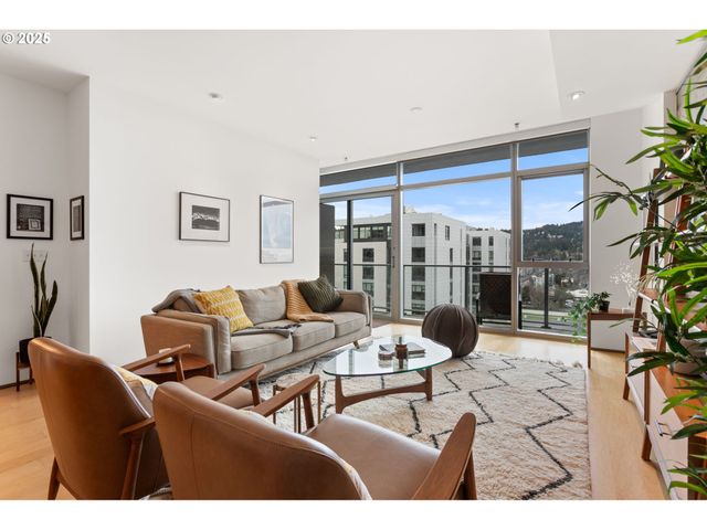 1221 Sw 10TH Ave 1412, Portland, OR 97205