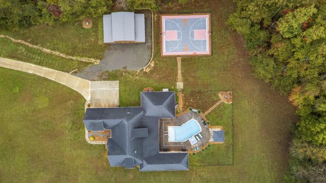 2419 Welch Road, Soddy Daisy, TN 37379
