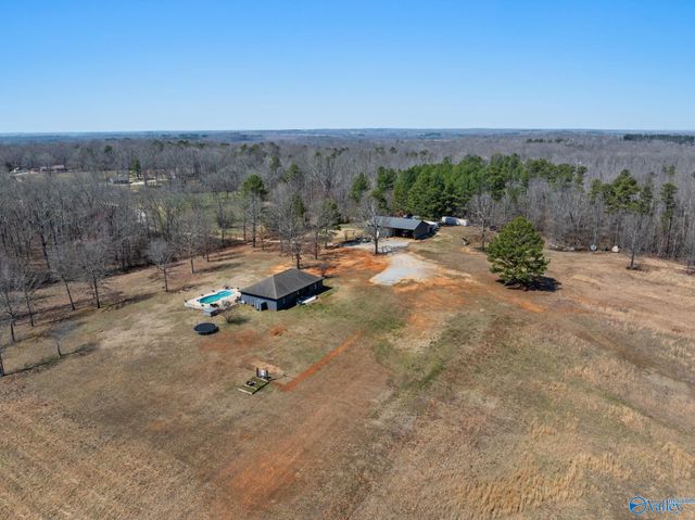 3242 County Road 11, Florence, AL 35633