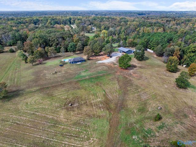 3242 County Road 11, Florence, AL 35633