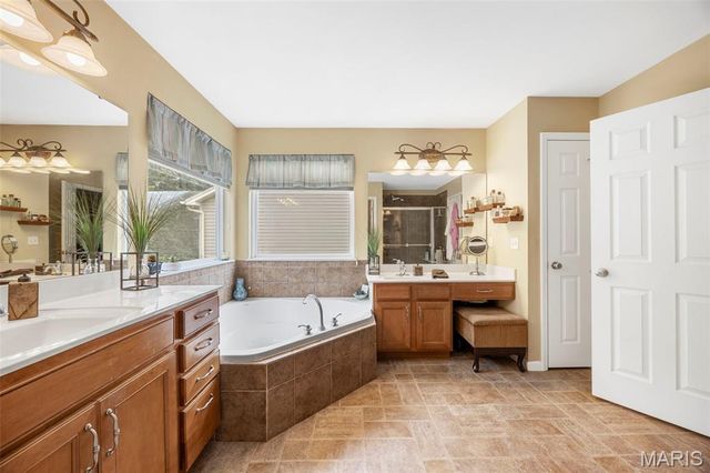 24 Milton Brennan Manor Court, Wentzville, MO 63385