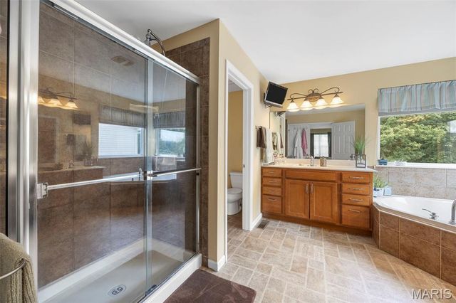 24 Milton Brennan Manor Court, Wentzville, MO 63385