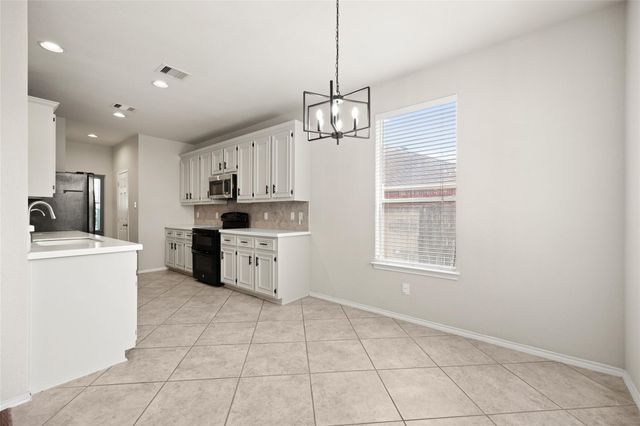 9611 Oxford Grove Drive, Houston, TX 77095