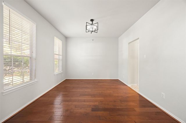 9611 Oxford Grove Drive, Houston, TX 77095