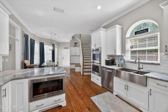 1806 LAKEDGE Drive, Middleburg, FL 32068