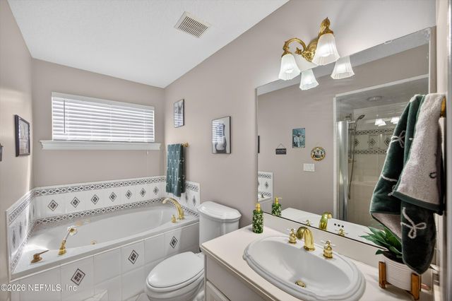1806 LAKEDGE Drive, Middleburg, FL 32068