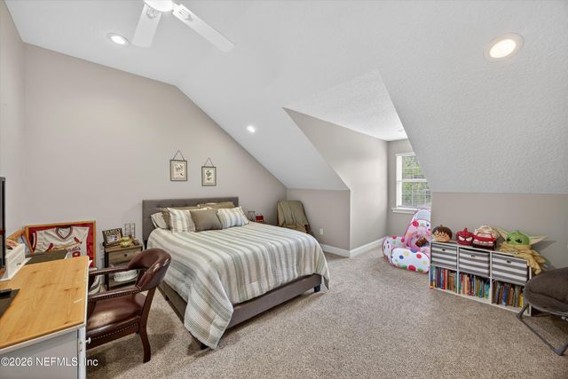 1806 LAKEDGE Drive, Middleburg, FL 32068