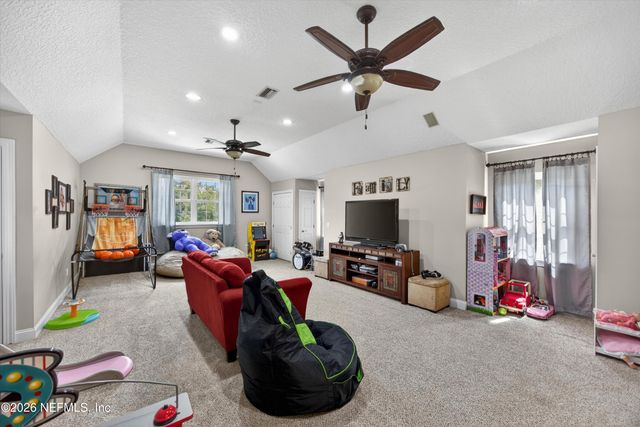 1806 LAKEDGE Drive, Middleburg, FL 32068