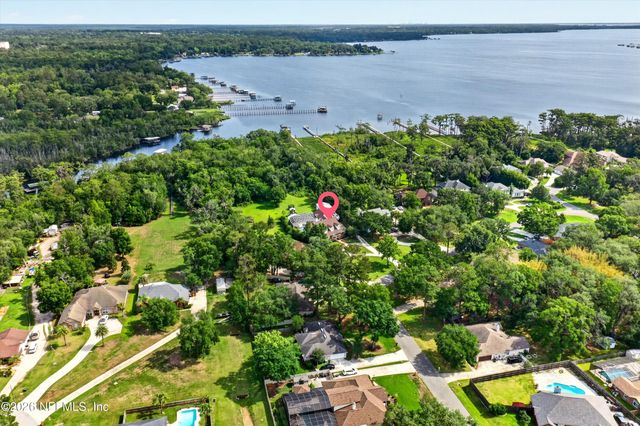 1806 LAKEDGE Drive, Middleburg, FL 32068