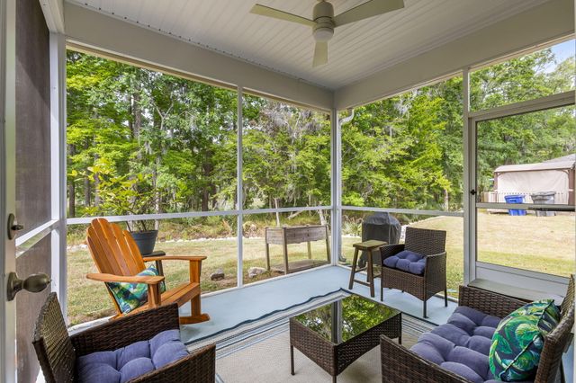 7789 Park Gate Drive, North Charleston, SC 29418