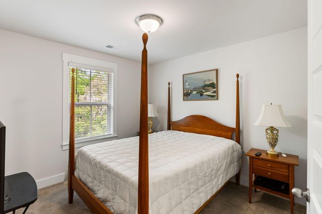 7789 Park Gate Drive, North Charleston, SC 29418