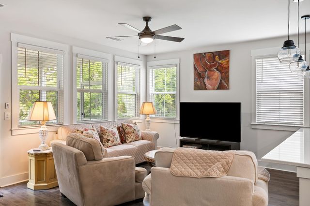 7789 Park Gate Drive, North Charleston, SC 29418