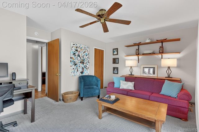 432 Kingsbury Avenue, Dearborn, MI 48128