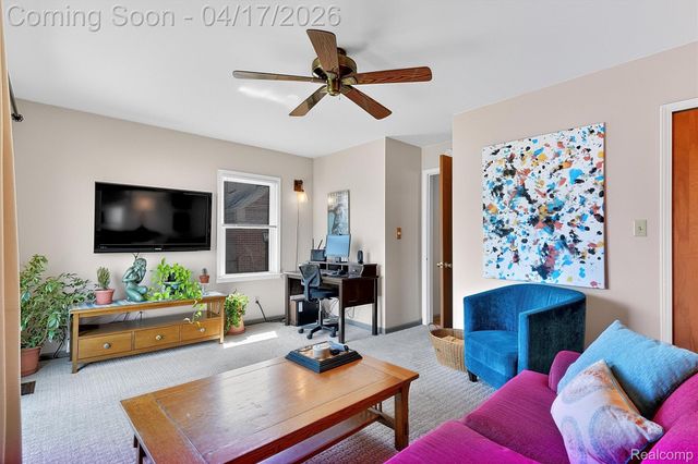 432 Kingsbury Avenue, Dearborn, MI 48128