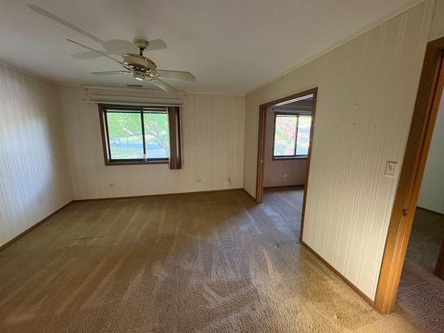 5365 NEWPORT Drive C, Lisle, IL 60532