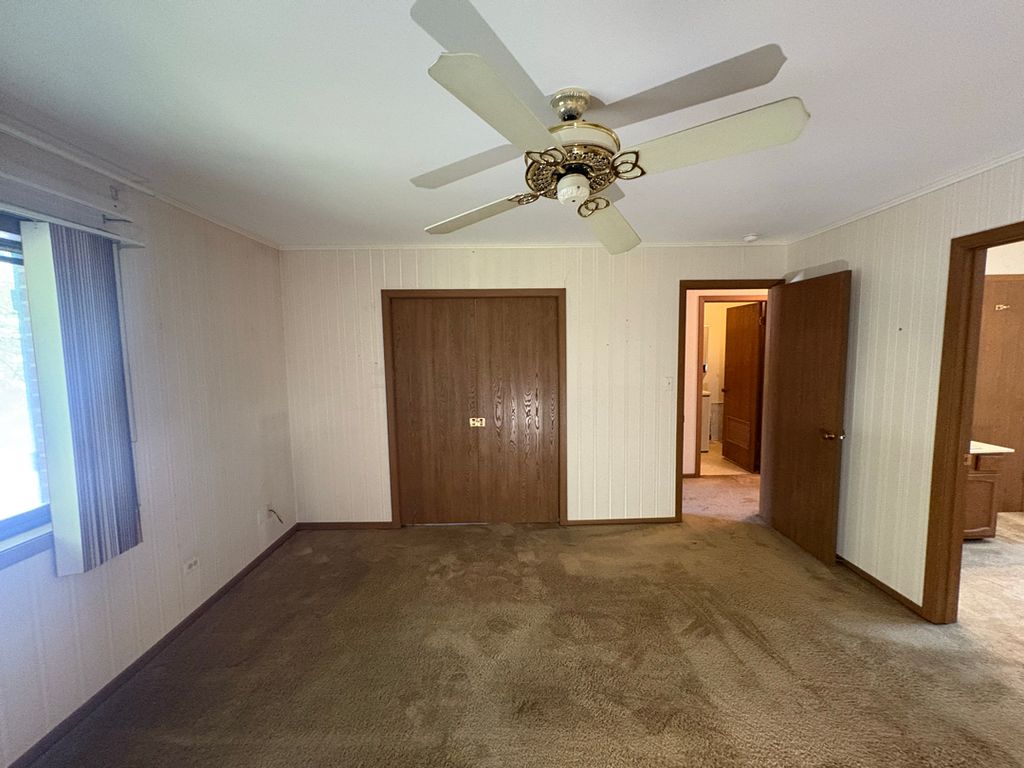 5365 NEWPORT Drive C, Lisle, IL 60532 — photo 2