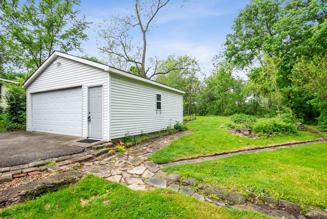 2114 Cedar Road, Homewood, IL 60430