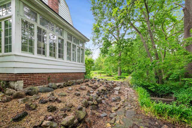 2114 Cedar Road, Homewood, IL 60430