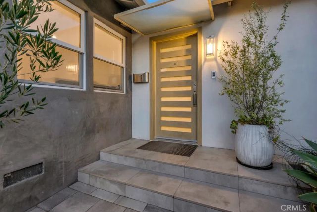 4716 Tyrone Avenue, Sherman Oaks, CA 91423