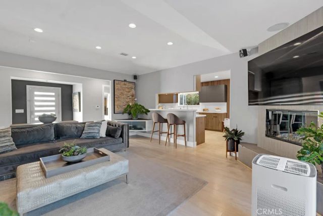 4716 Tyrone Avenue, Sherman Oaks, CA 91423