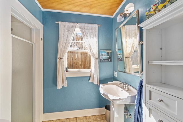 114 NE 11TH AVENUE, Ocala, FL 34470