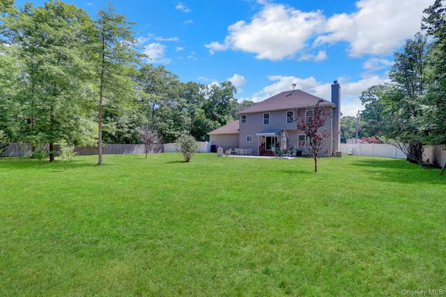 144 Mill Road, Yaphank, NY 11980