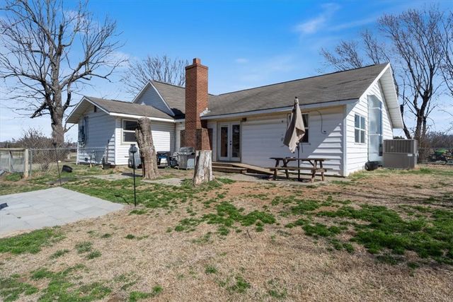 18121 Holt Road, Lincoln, AR 72744