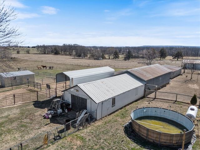 18121 Holt Road, Lincoln, AR 72744