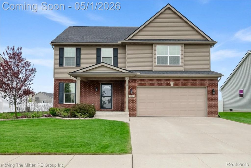 2039 Carson Lane, Frenchtown Township, MI 48162
