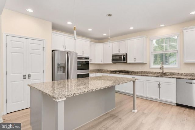 30 SOUTHERN VIEW DR, Stafford, VA 22554
