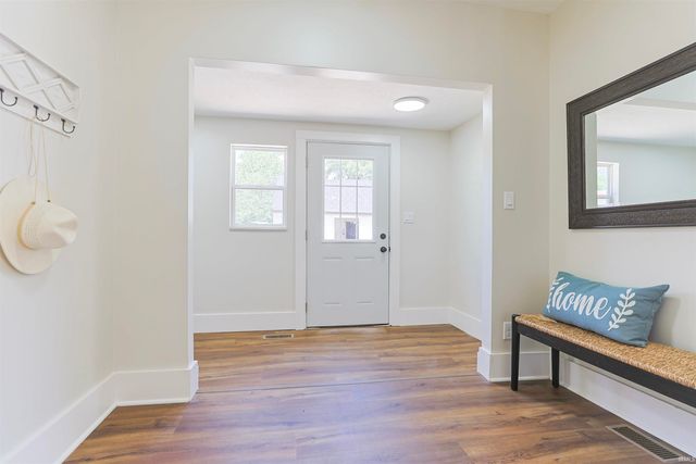 22761 Ardmore Trail, South Bend, IN 46628