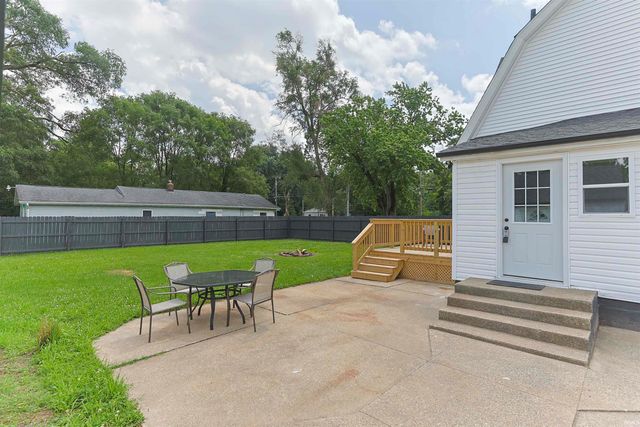 22761 Ardmore Trail, South Bend, IN 46628