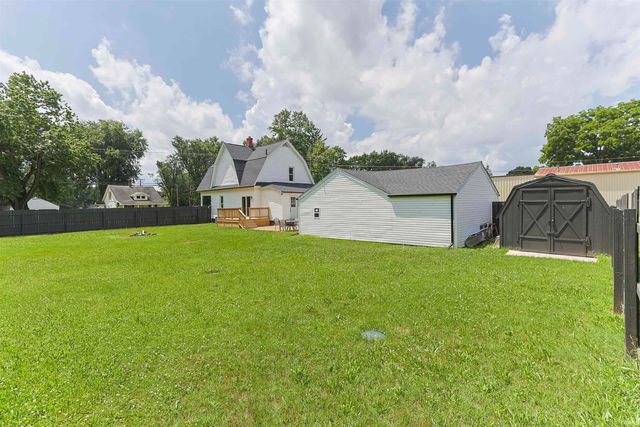 22761 Ardmore Trail, South Bend, IN 46628